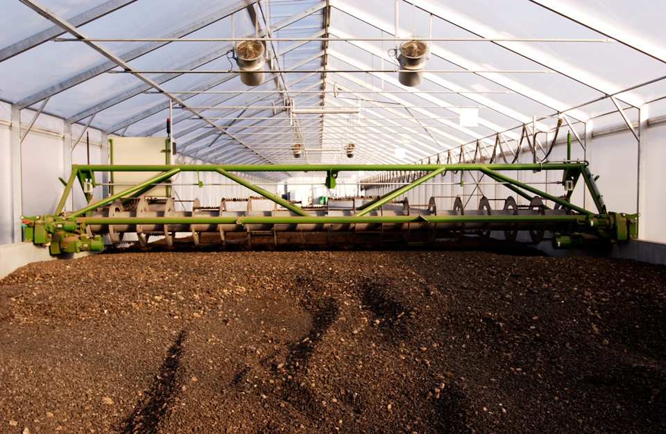 Natural sludge drying in green house – Heliantis®